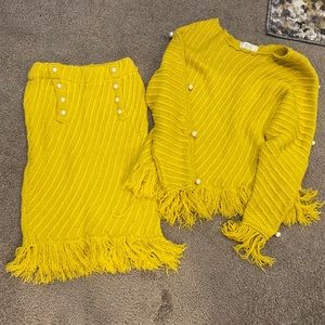 Green Sweater Pearl Skirt Set